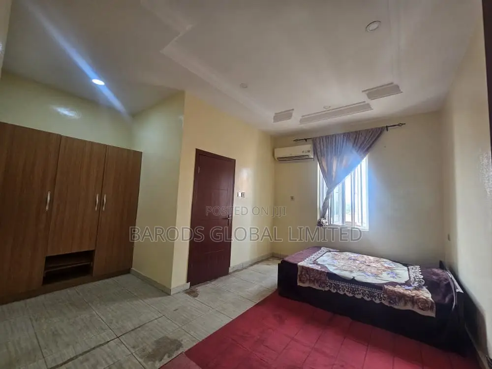 6bdrm Duplex in Lipede Estate,, Abeokuta South for sale in Abeokuta South
