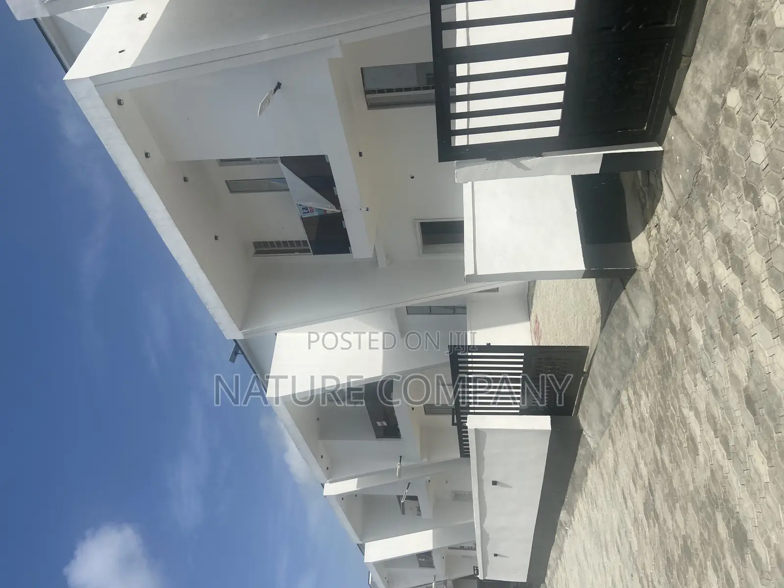 4bdrm Duplex in Ikota Gra for rent in Ikota