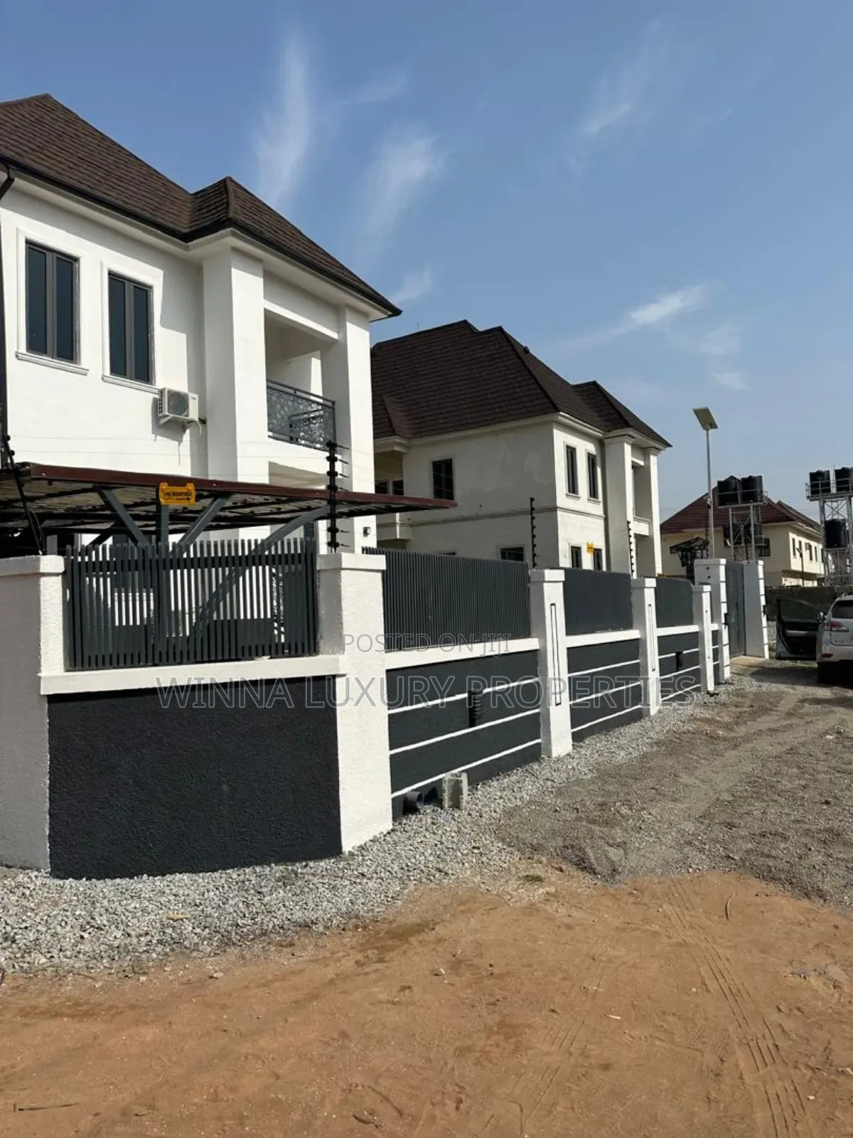 4bdrm Duplex in Gold City Estate, Lugbe District for sale in Lugbe District