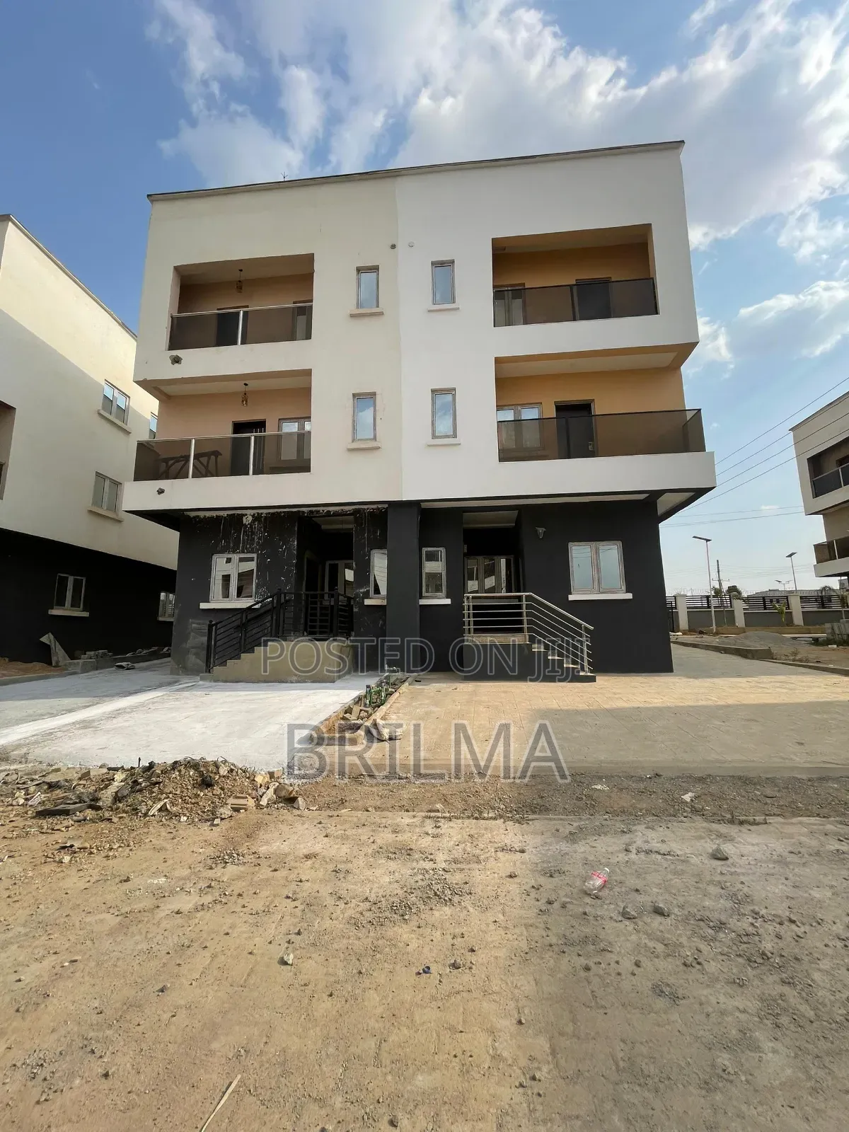 5bdrm Duplex in Katampe (Main) for sale in Katampe (Main)
