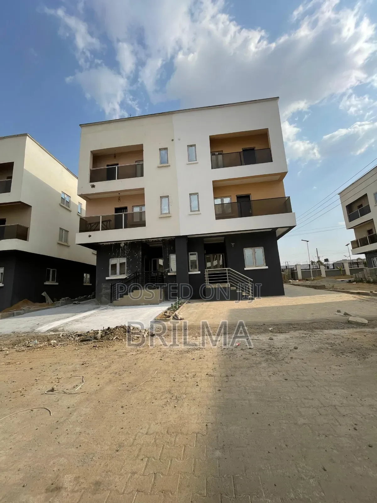 5bdrm Duplex in Katampe (Main) for sale in Katampe (Main)