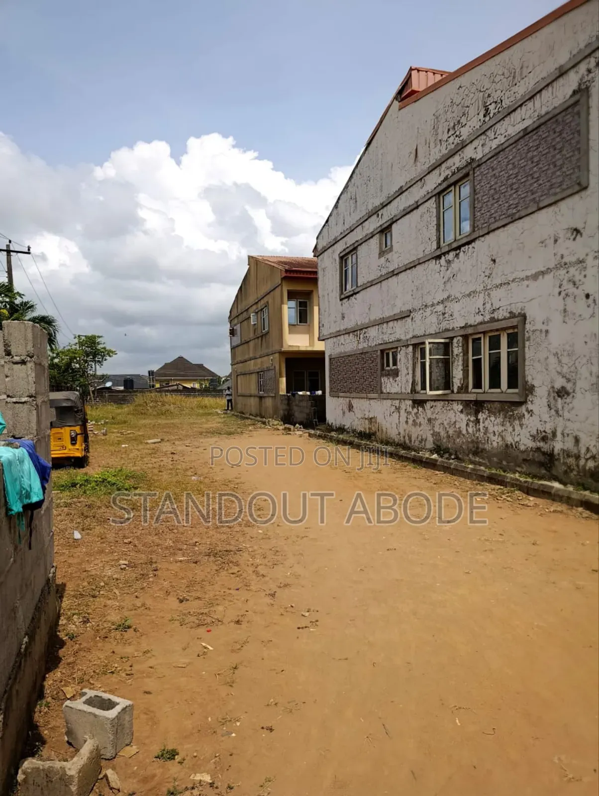 3bdrm Duplex in In A Secure Location, Igando / Ikotun/Igando for sale in Igando / Ikotun/Igando