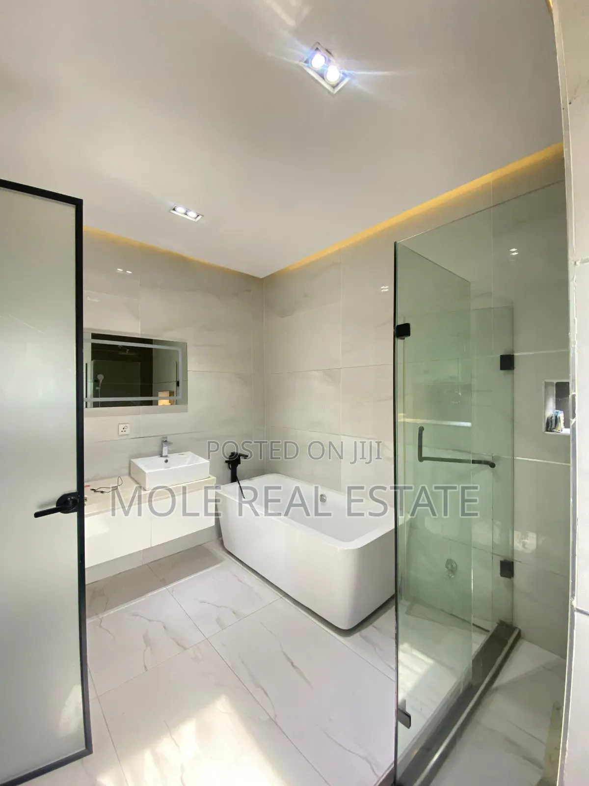 Furnished 6bdrm Duplex in Old Ikoyi for sale in Old Ikoyi