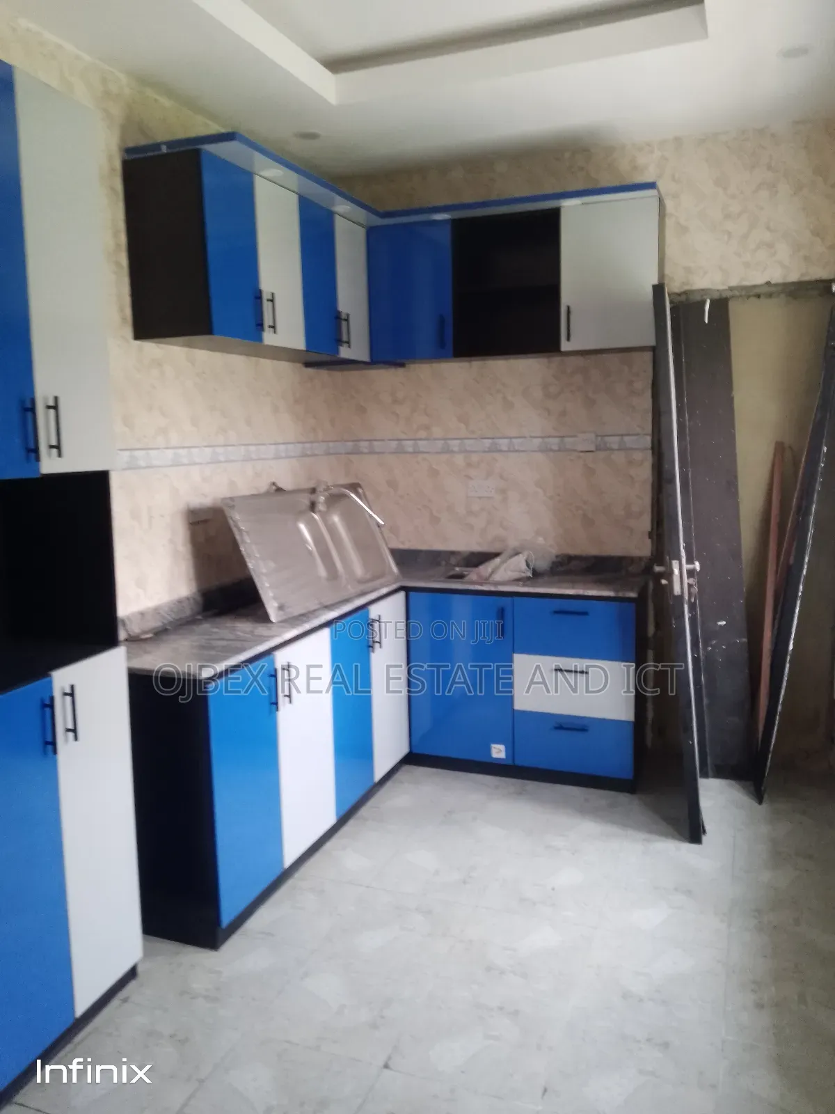 Furnished 3bdrm Duplex in Abijo, Amity Estate, Ajah for sale in Ajah