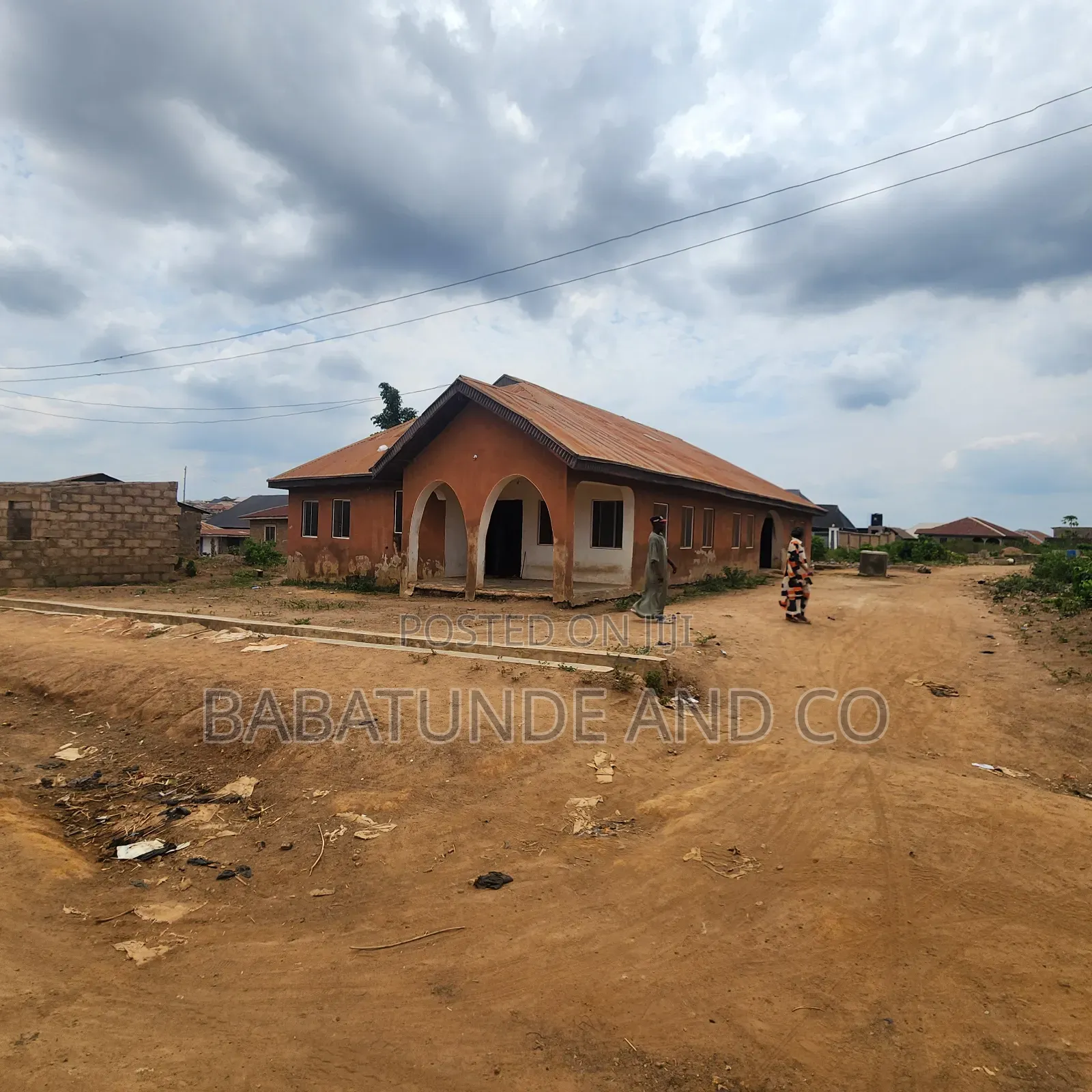 5bdrm Bungalow in Soka for sale in Soka