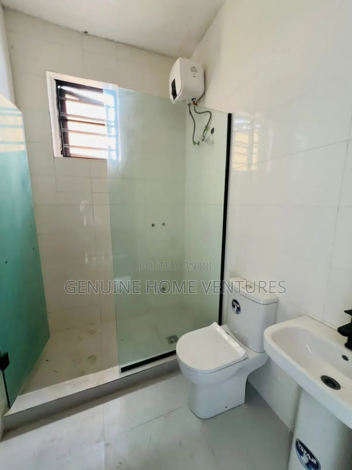4bdrm Duplex in Ikota for sale in Ikota