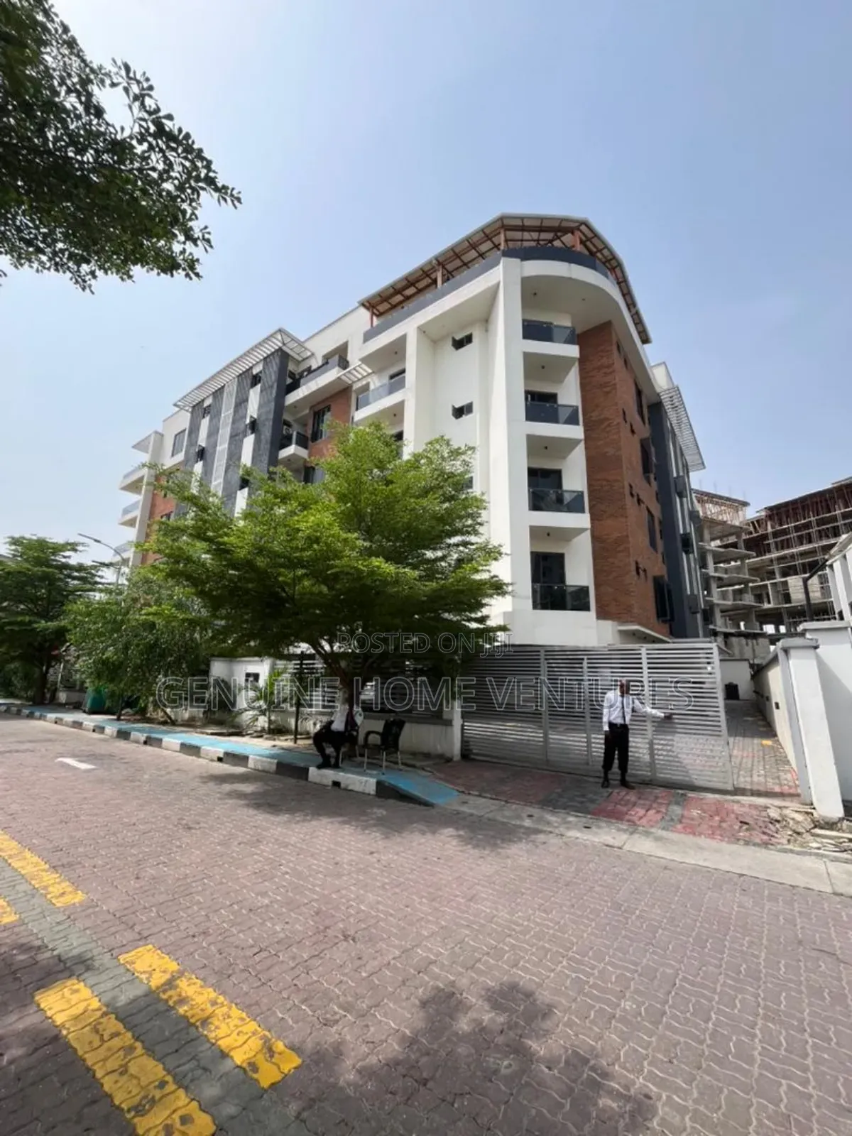 Furnished 2bdrm Apartment in Lekki Phase One for sale in Lekki Phase 1