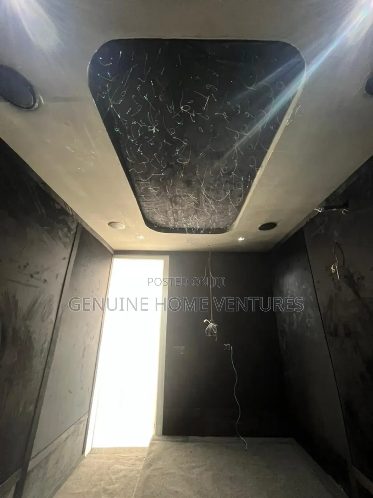 5bdrm Duplex in Lekki Phase One for sale in Lekki Phase 1