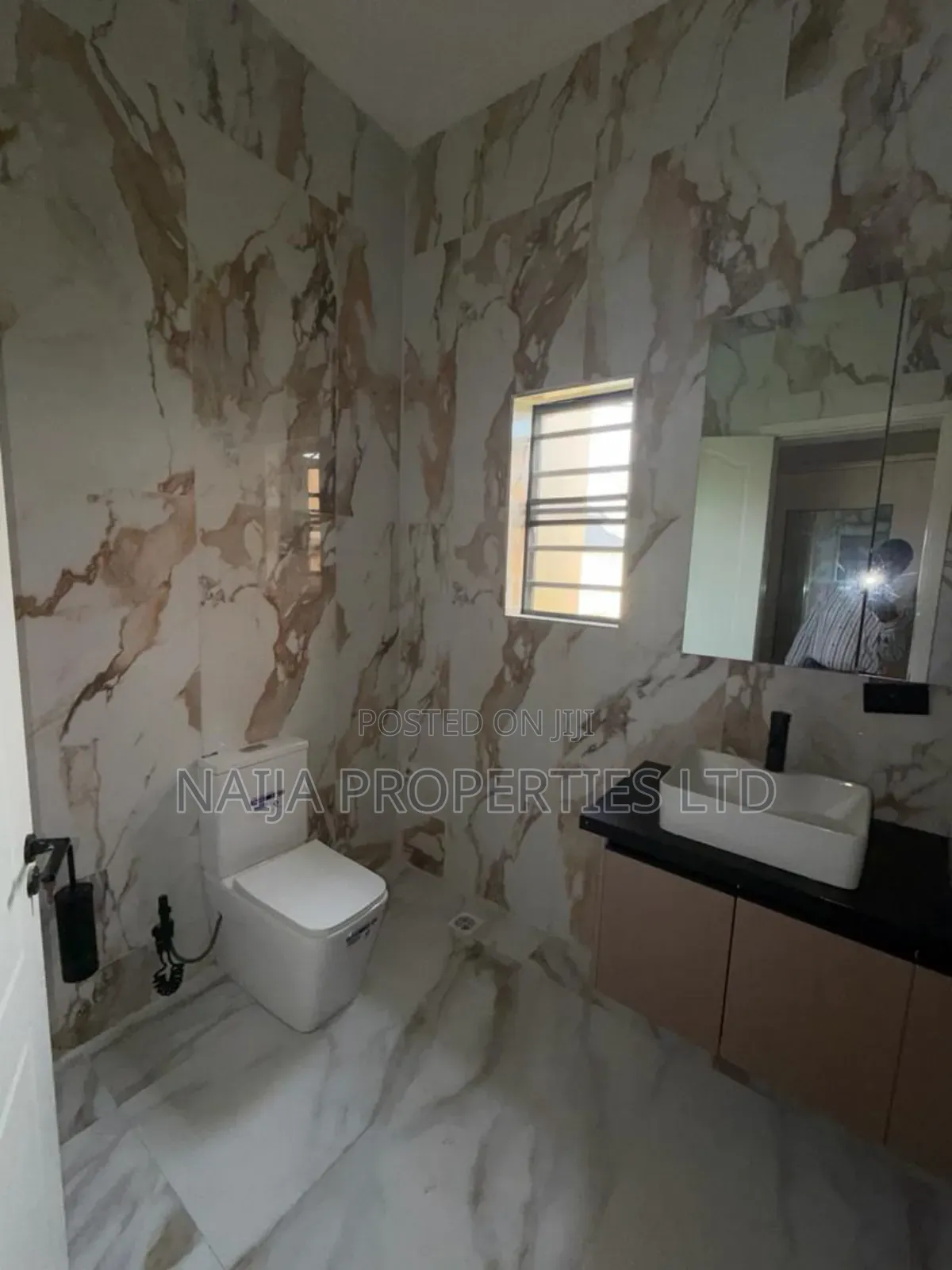 4bdrm Duplex in Fountain Springville, Sangotedo for rent in Sangotedo