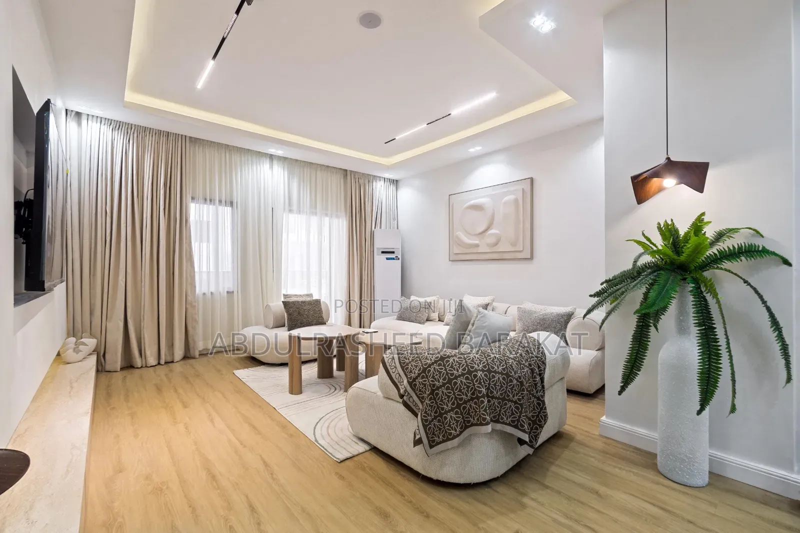 Cozy and Beautifully Furnished 3bedroom With Balcony in Banana Island