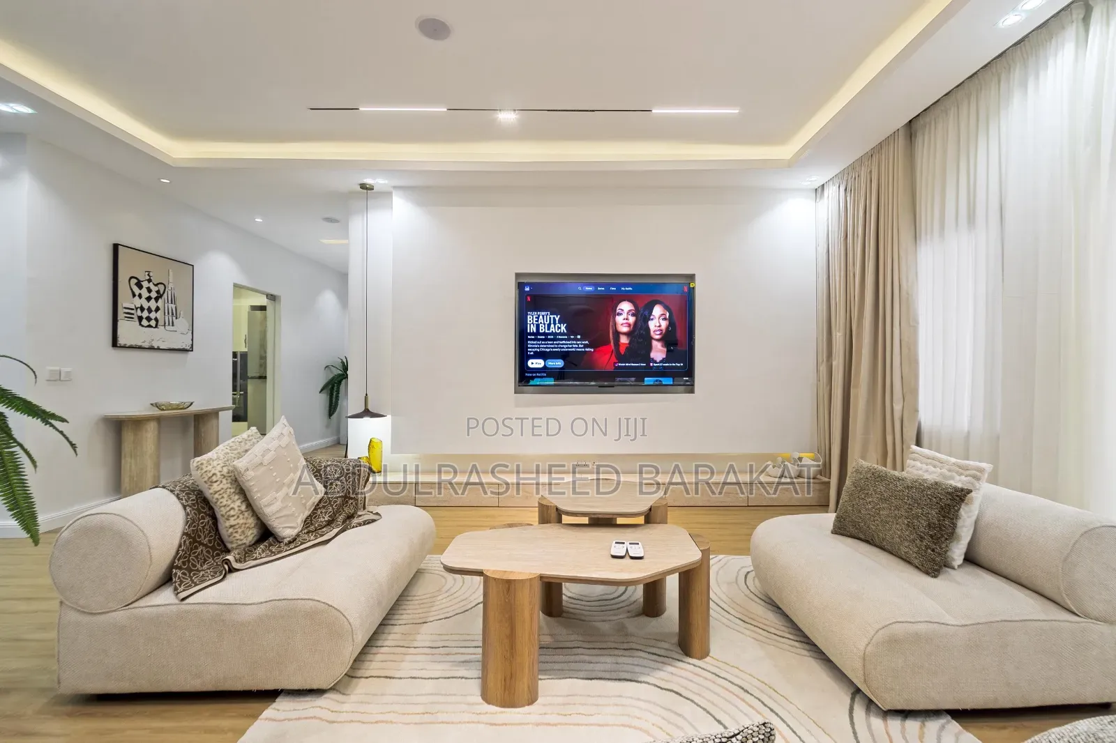 Cozy and Beautifully Furnished 3bedroom With Balcony in Banana Island