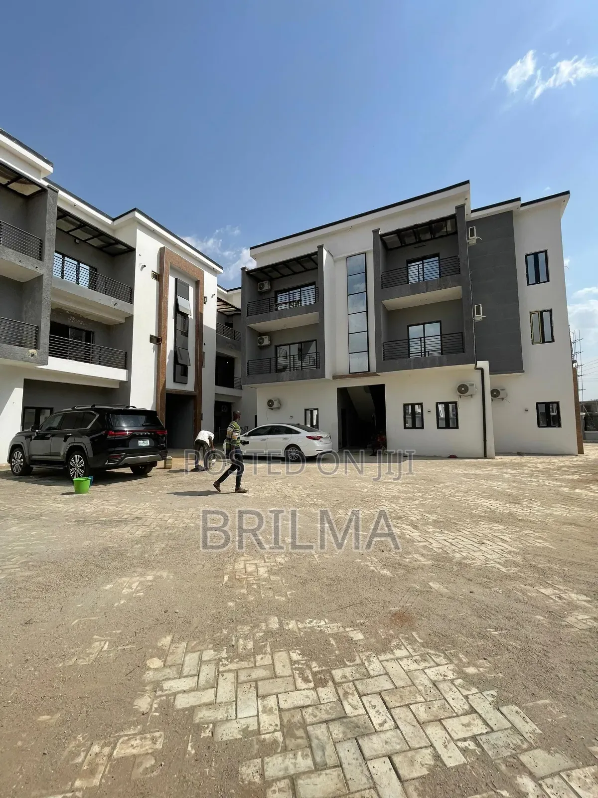 3bdrm Block of Flats in Jahi for sale in Jahi