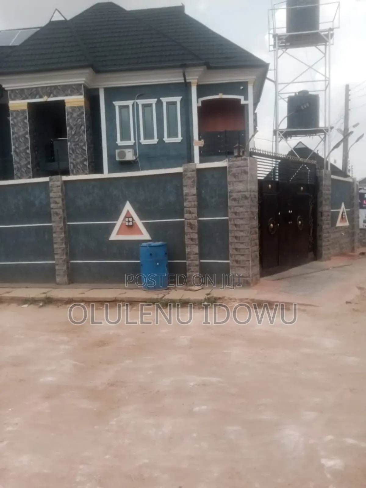 Furnished 4bdrm Duplex in Governors Road for sale in Governors Road