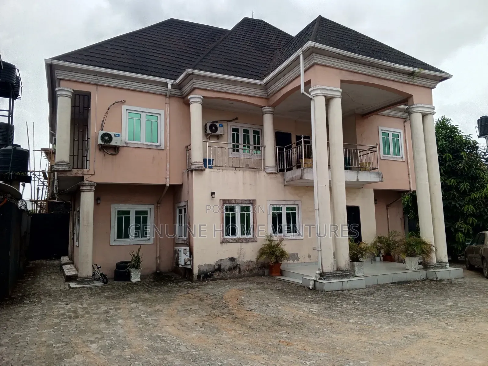 6bdrm Duplex in Akwaka, Obio-Akpor for sale in Obio-Akpor