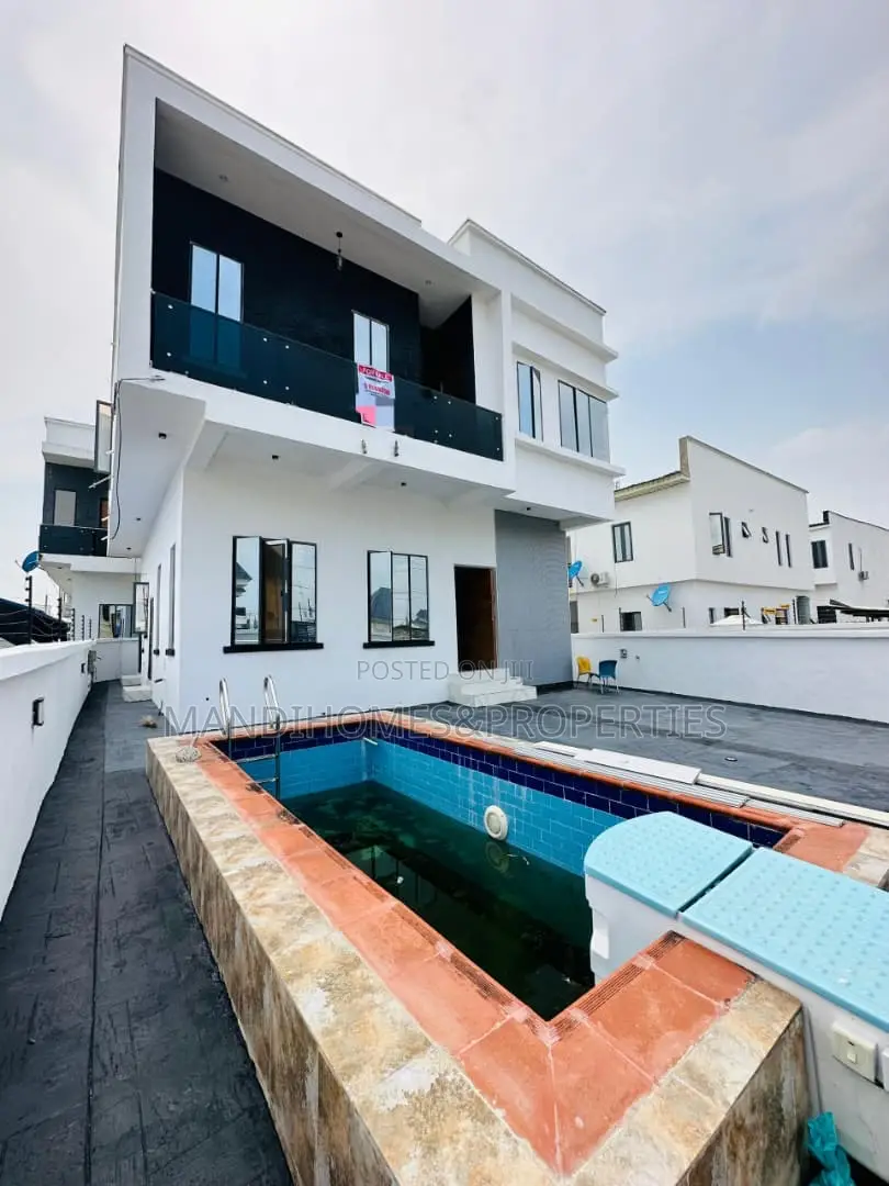 5bdrm Duplex in Ajah for sale in Ajah