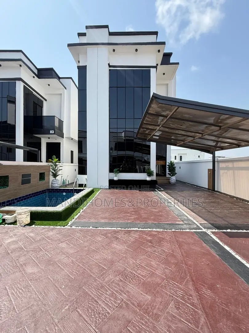 5bdrm Duplex in Lekki for sale in Lekki