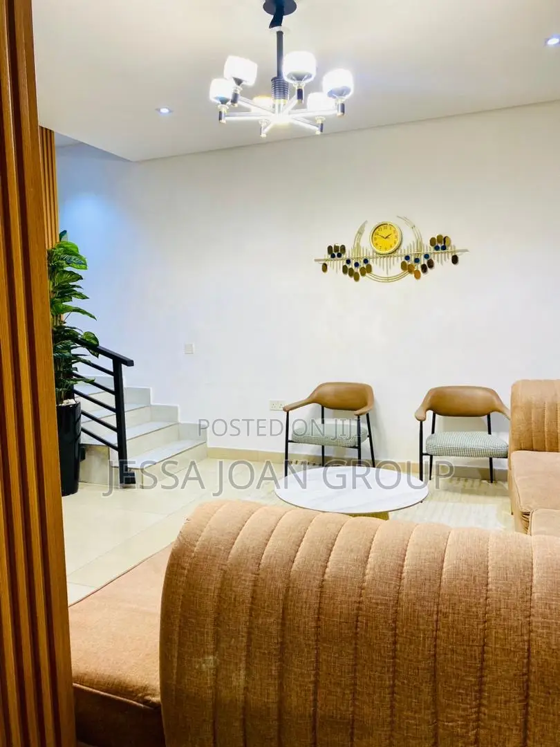 Furnished 4bdrm Townhouse / Terrace in Maitama for rent in Maitama