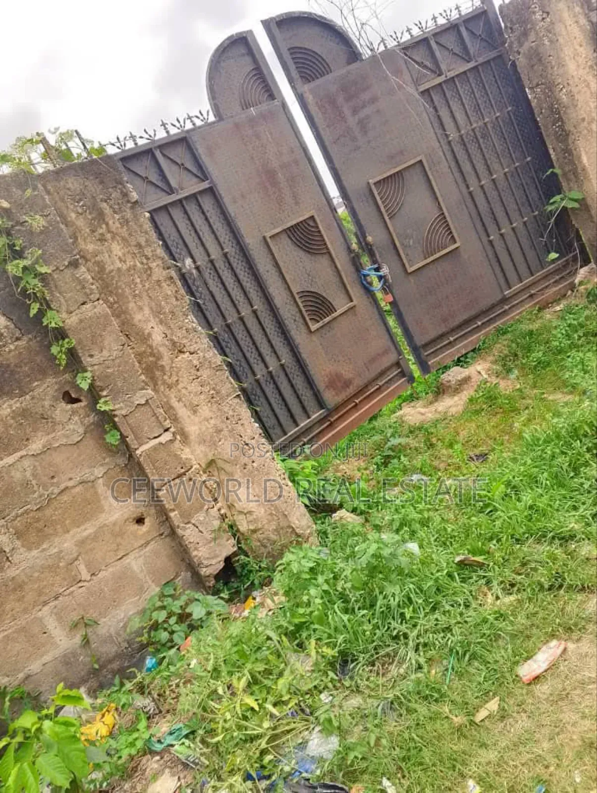 Over 1 Plot of Land at Oluyole Estate Sharp Corners on the Tarred Road in Oluyole Estate