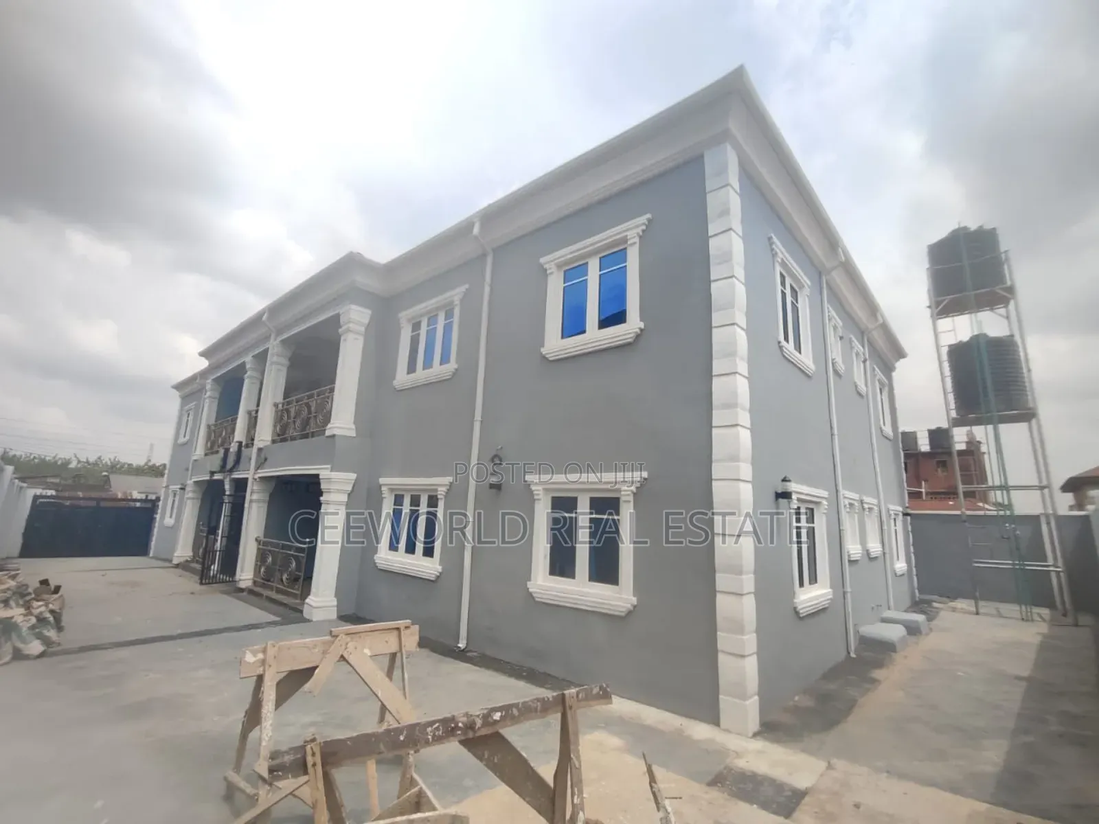 3bdrm Apartment in Oke Bola Oke Ado for rent in Oke Ado
