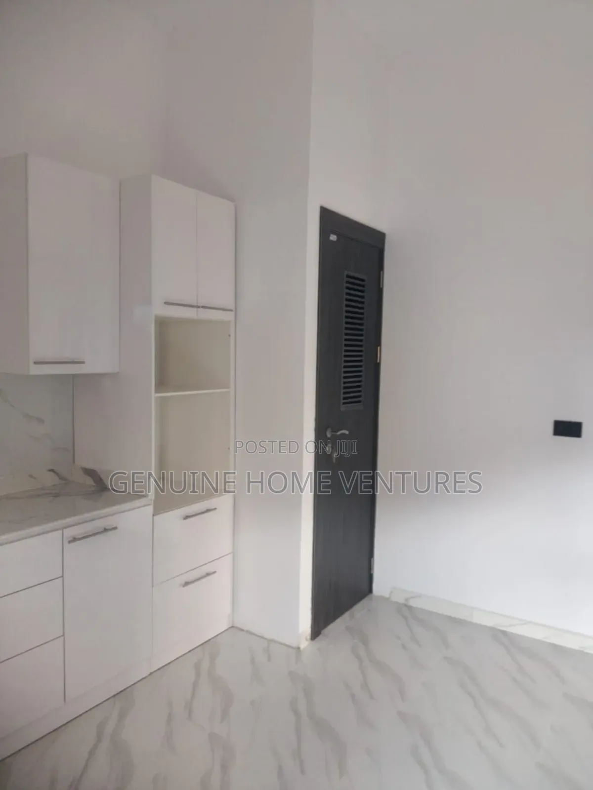3bdrm Duplex in Opebi for rent in Opebi