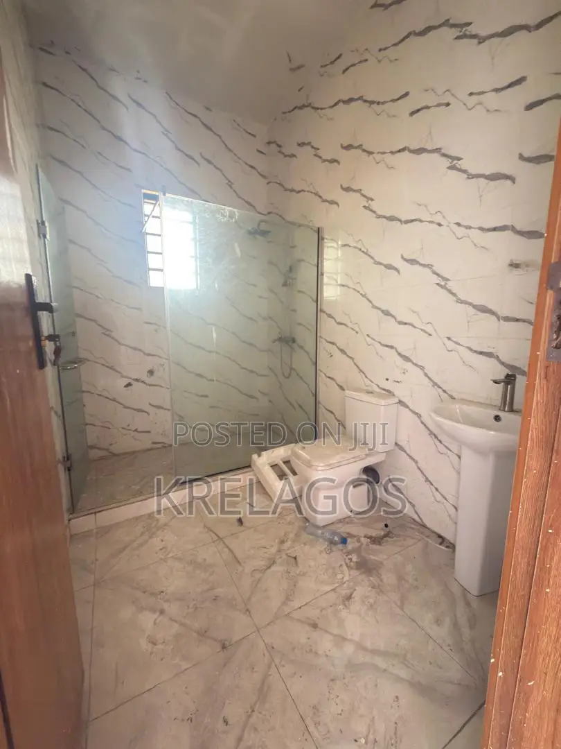 4bdrm Duplex in Orchid, Chevron for sale in Chevron
