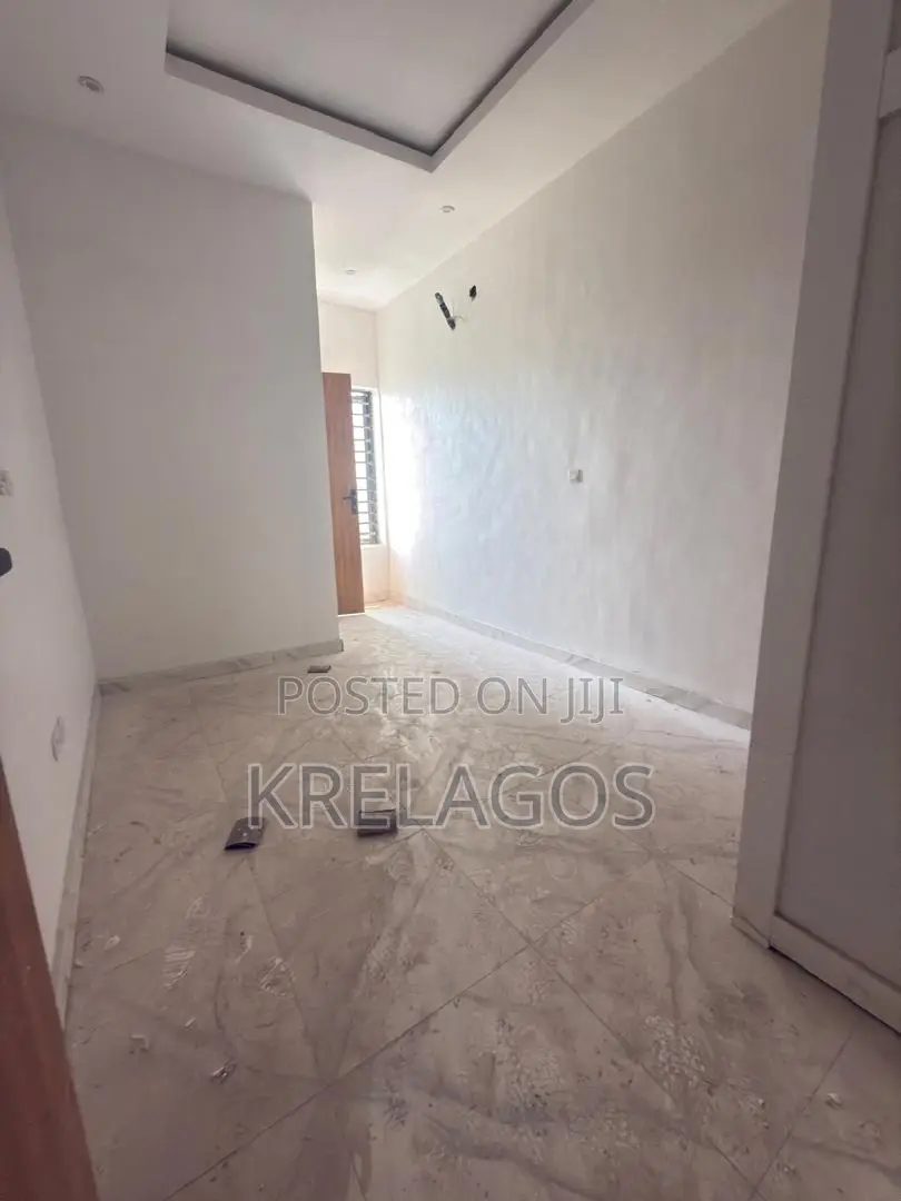 4bdrm Duplex in Orchid, Chevron for sale in Chevron