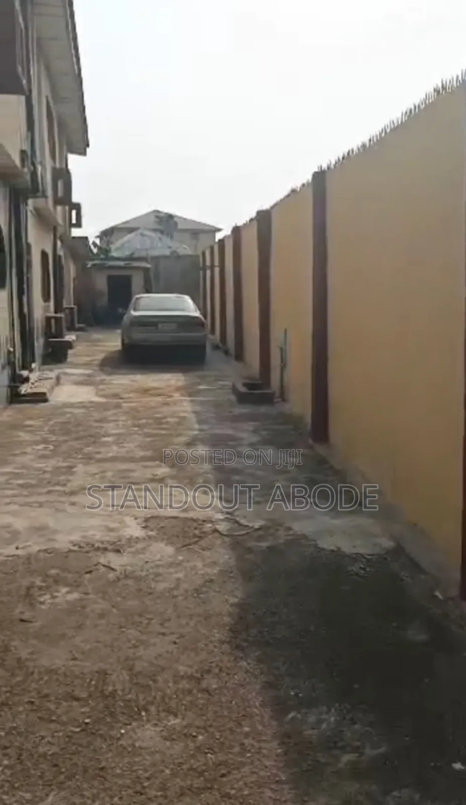 3bdrm Block of Flats in Meiran Lagos for sale in Meiran