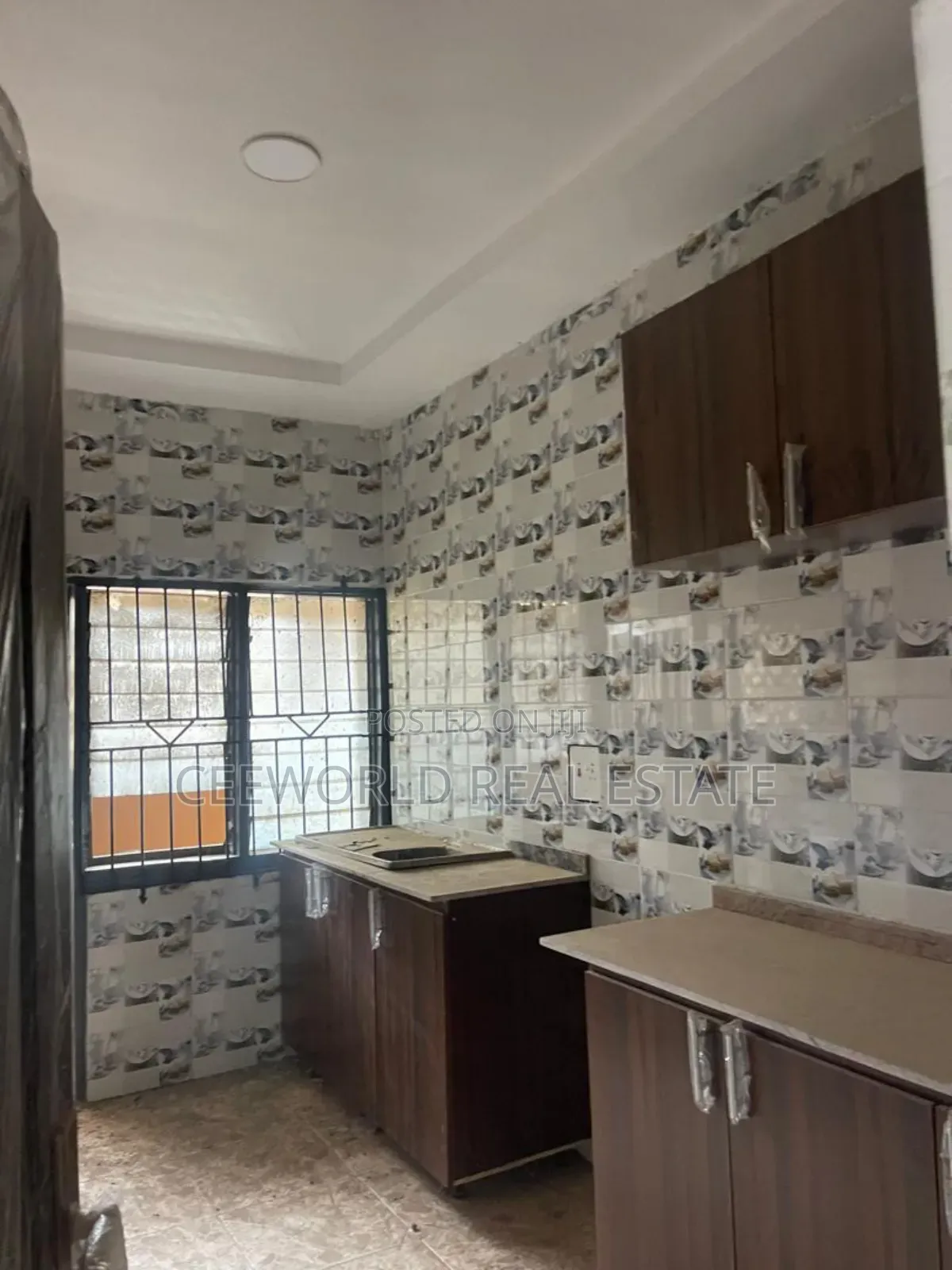 3bdrm Apartment in Iyana Bodija for rent in Bodija
