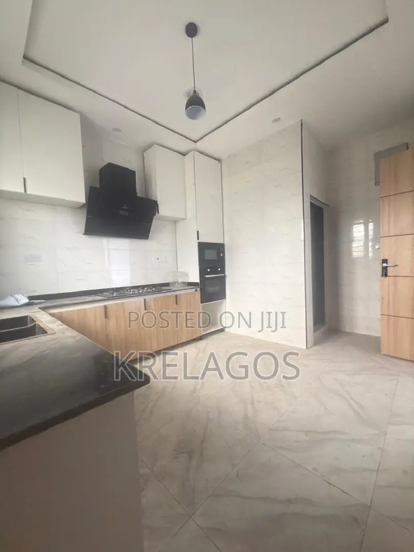 4bdrm Duplex in Orchid, Chevron for sale in Chevron