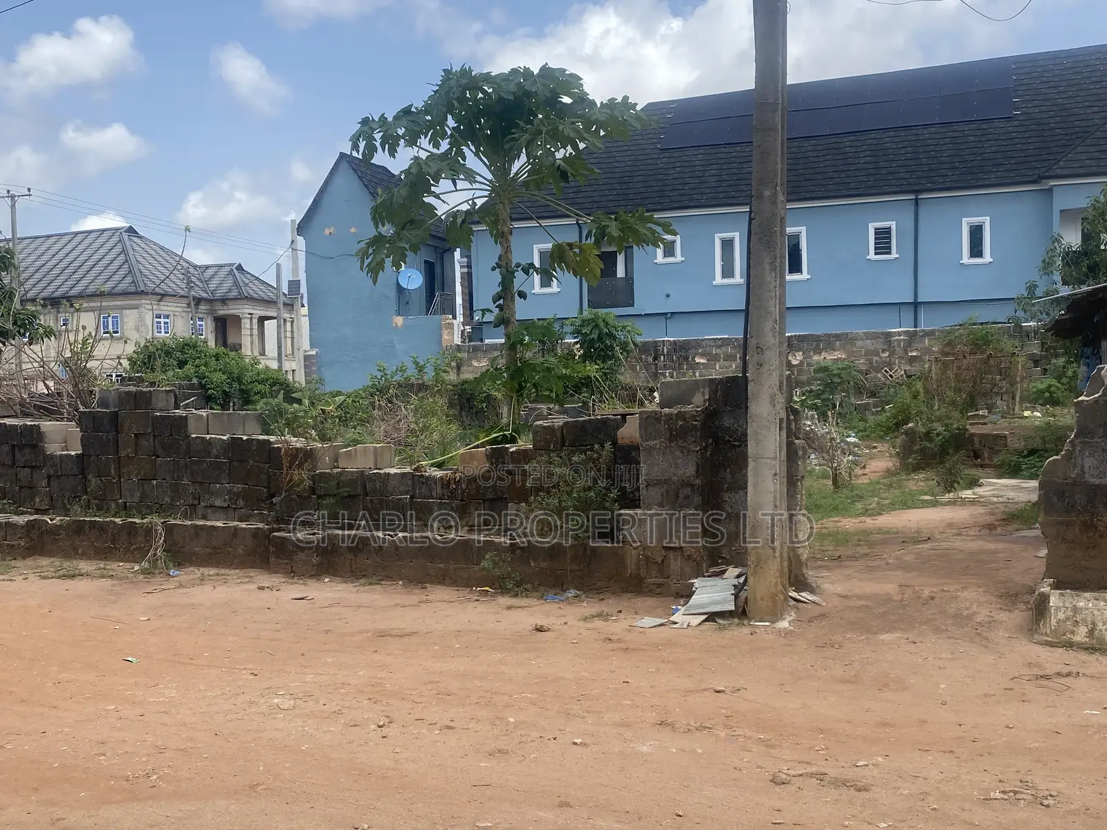 Genuine 90ft By 100ft Fenced Round With Reg Survey In Evbukhu in Benin City