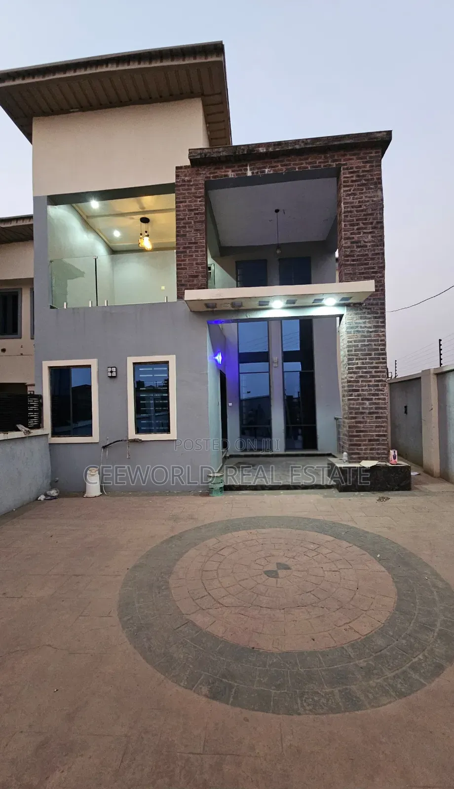 3bdrm Duplex in Onikoko Ojurin Akobo for rent in Akobo