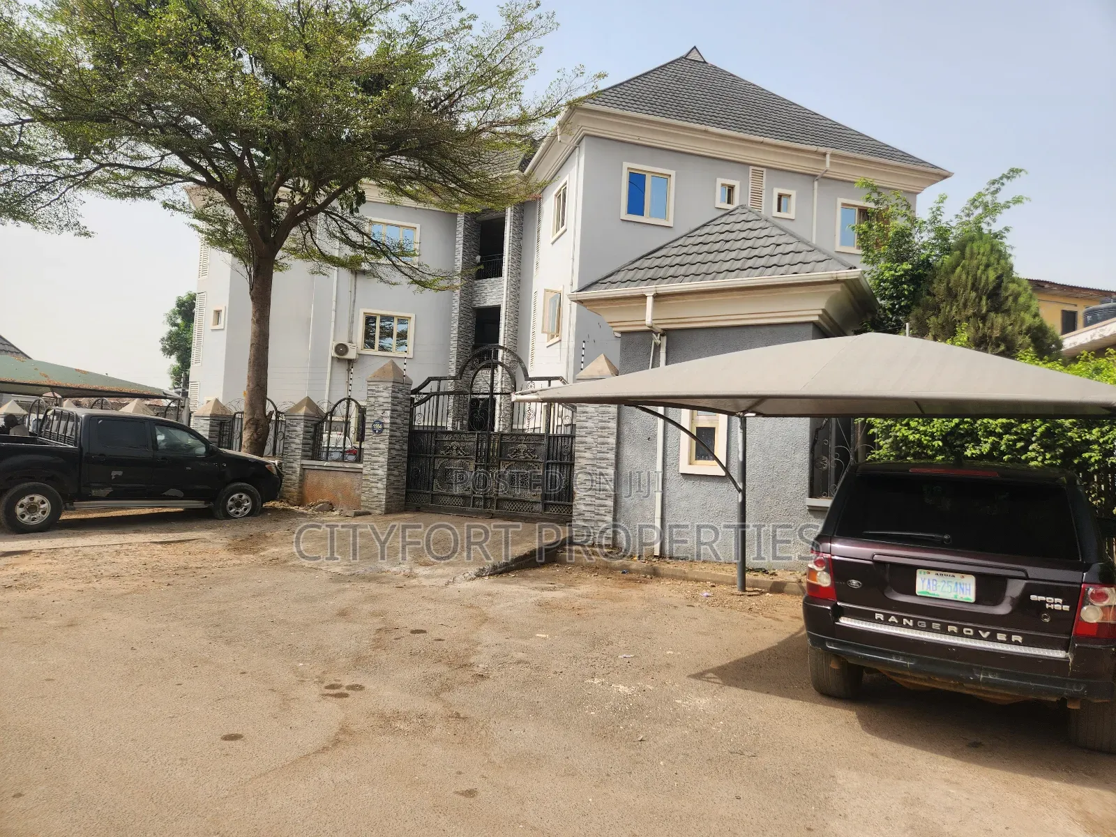9bdrm Apartment in Area 1 for sale in Area 1