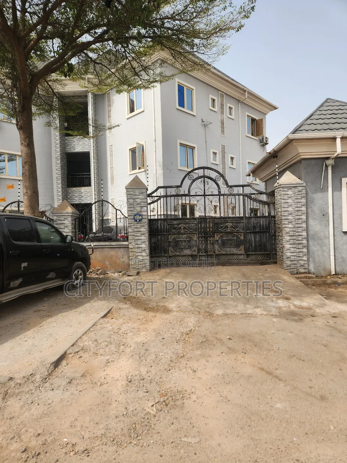 9bdrm Apartment in Area 1 for sale in Area 1