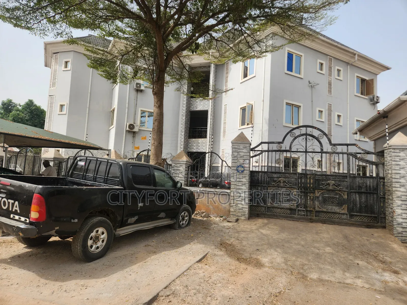 9bdrm Apartment in Area 1 for sale in Area 1