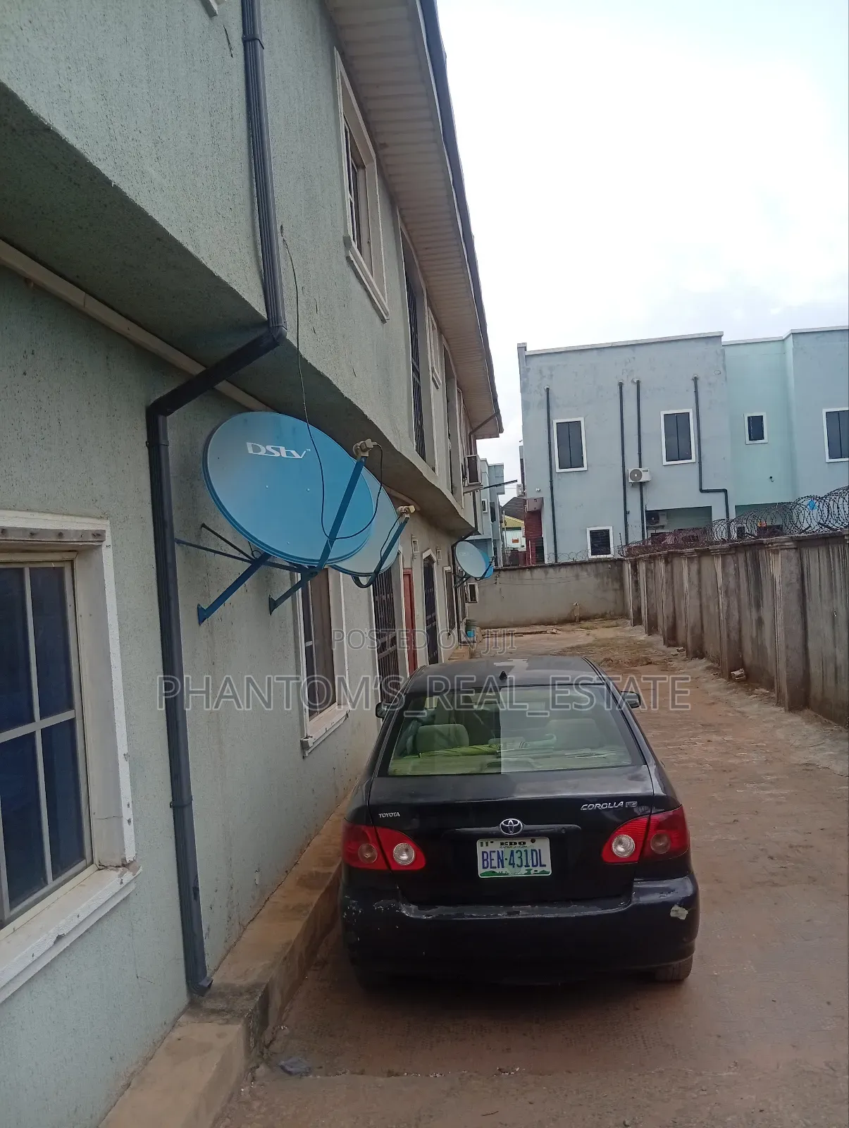2bdrm Block of Flats in Limit (Infant Jesus, Benin City for sale in Benin City