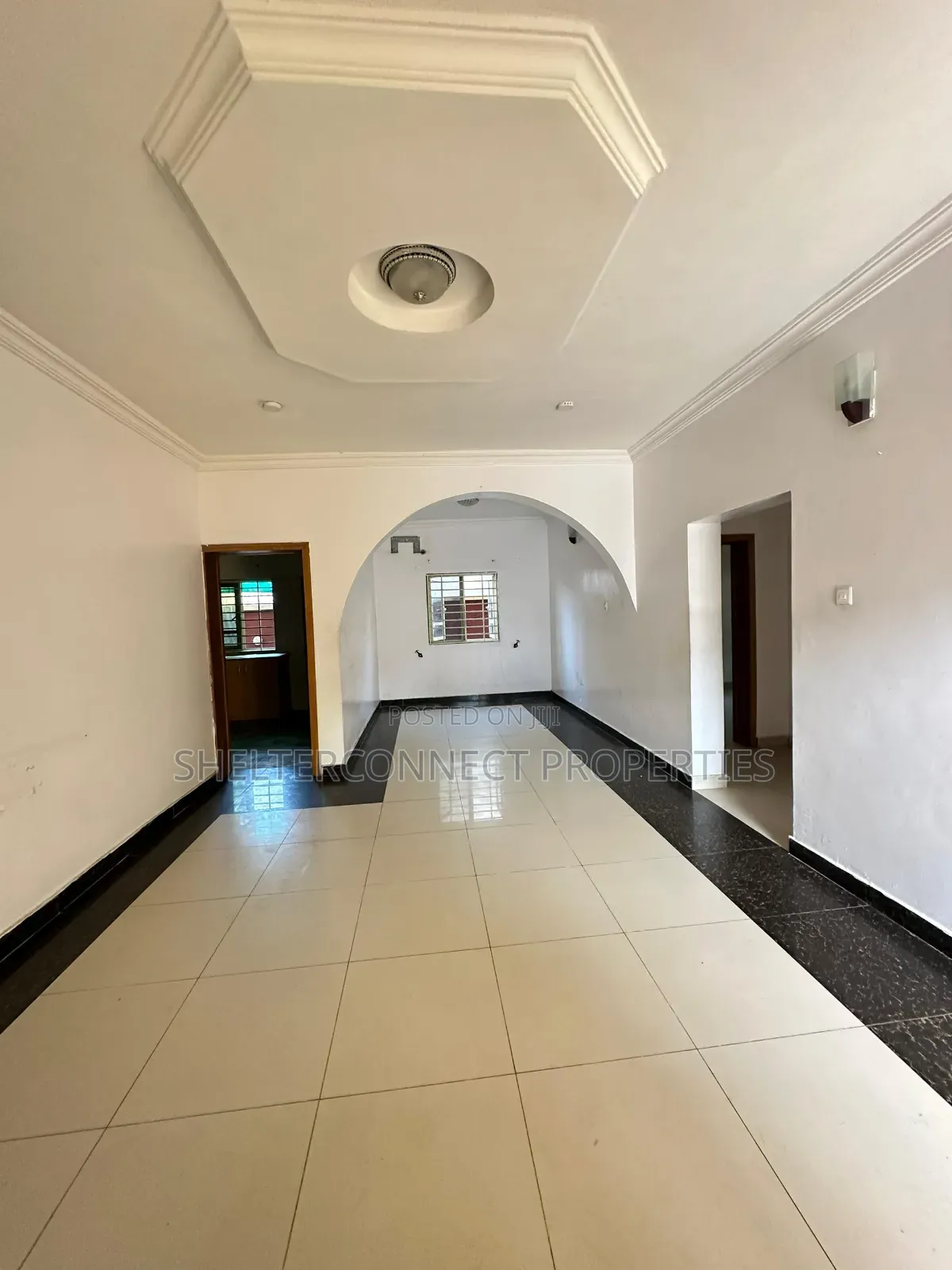 2bdrm Apartment in Lekki Expressway for rent in Lekki Expressway