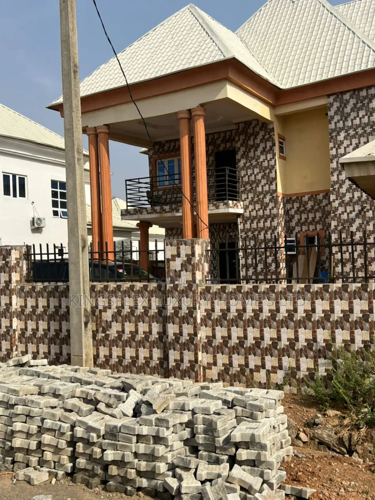 5bdrm Duplex in Police Housing, Kurudu for sale in Kurudu