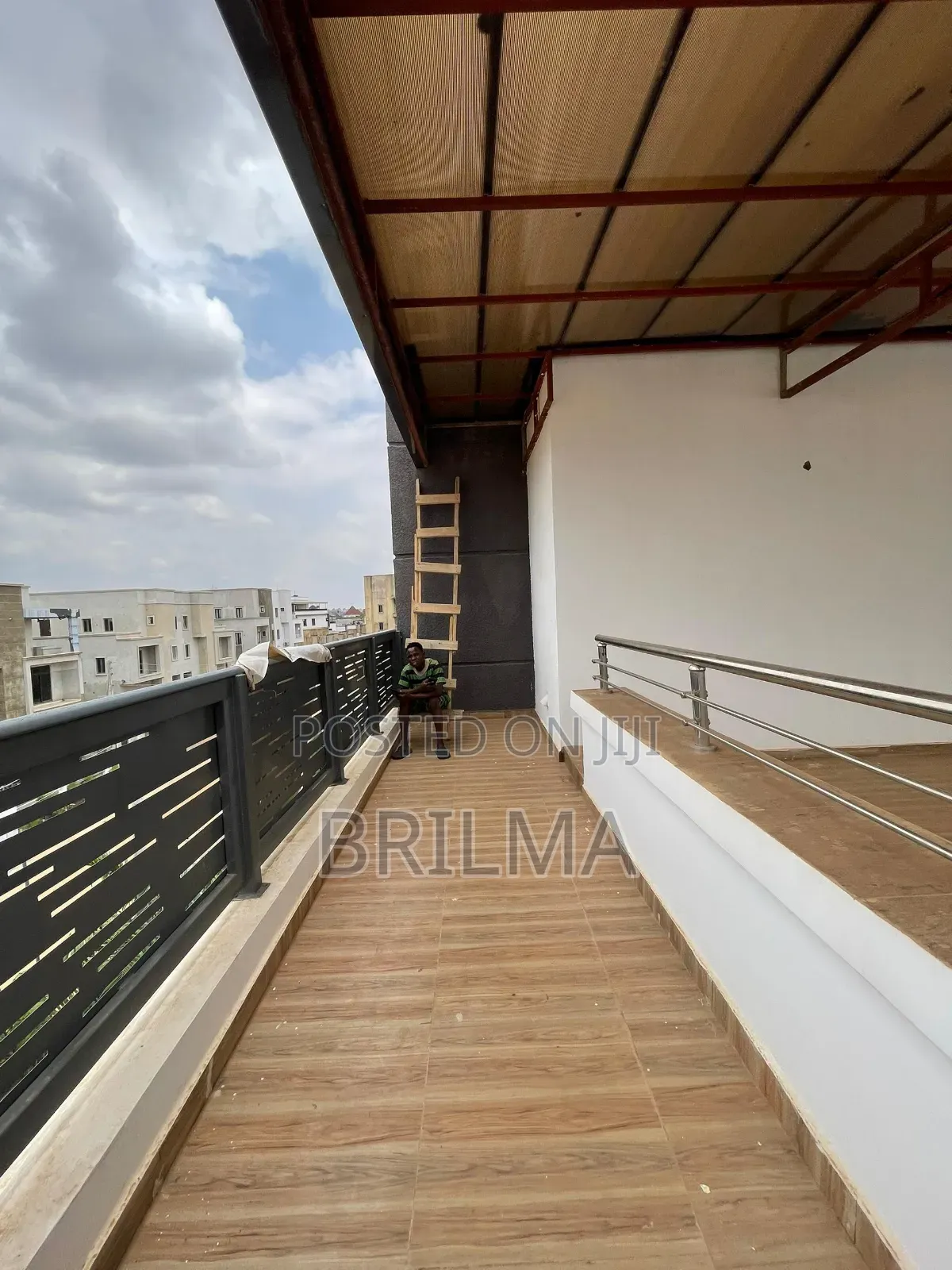 Furnished 5bdrm Duplex in Life Camp for sale in Life Camp