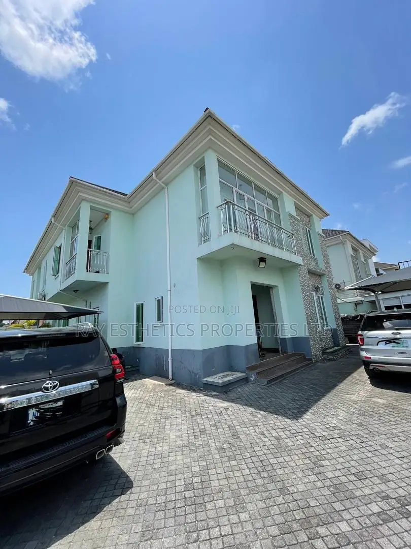 Furnished 5bdrm Duplex in Lekki Phase 1 for sale in Lekki Phase 1