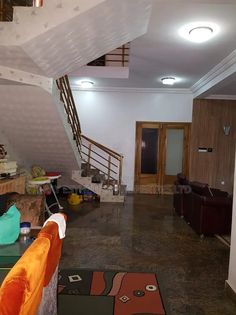 Furnished 5bdrm Duplex in Lekki Phase 1 for sale in Lekki Phase 1