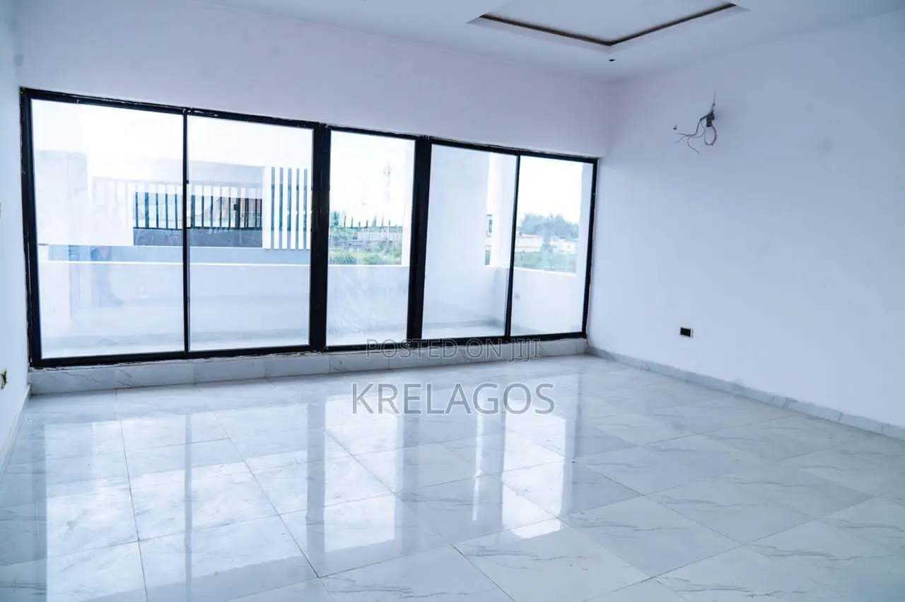 4bdrm Duplex in Orchid, Chevron for sale in Chevron