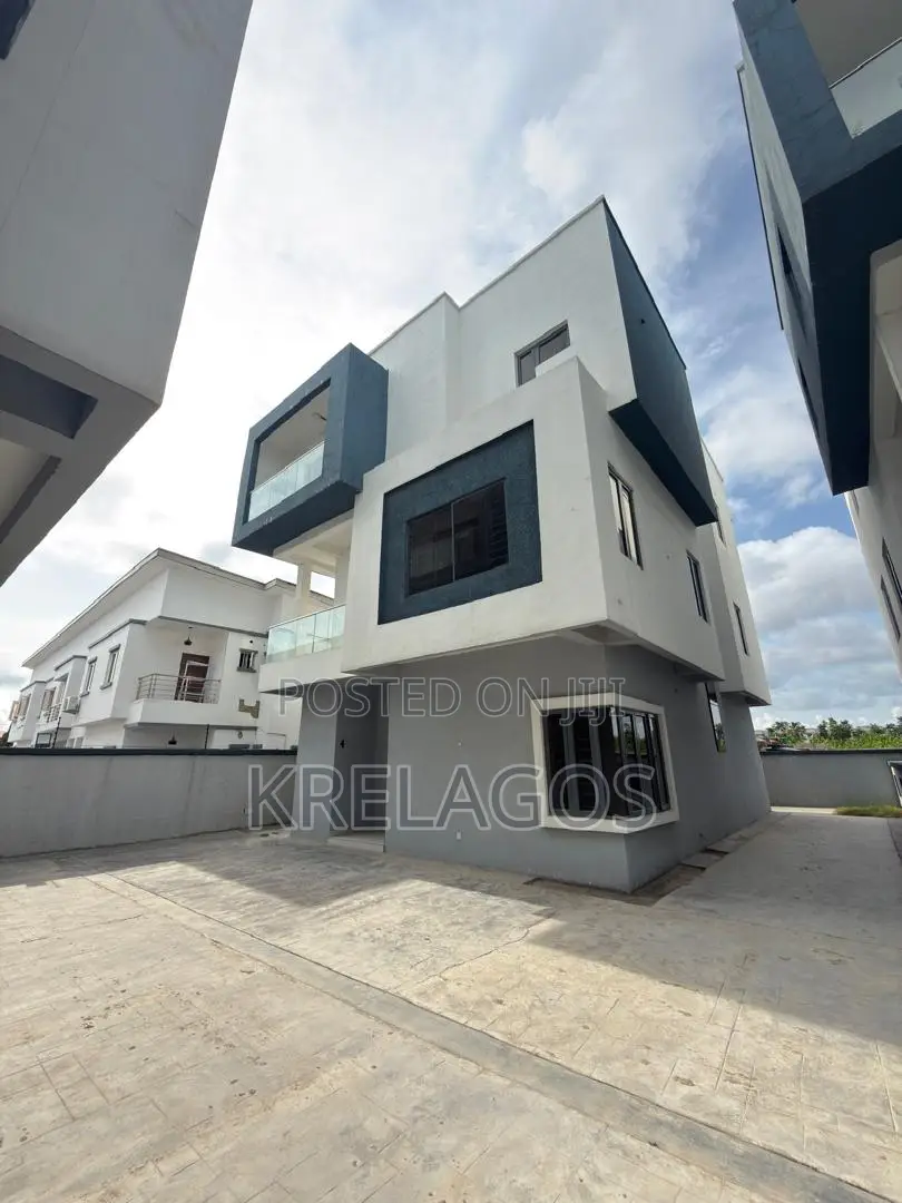 4bdrm Duplex in Orchid, Chevron for sale in Chevron