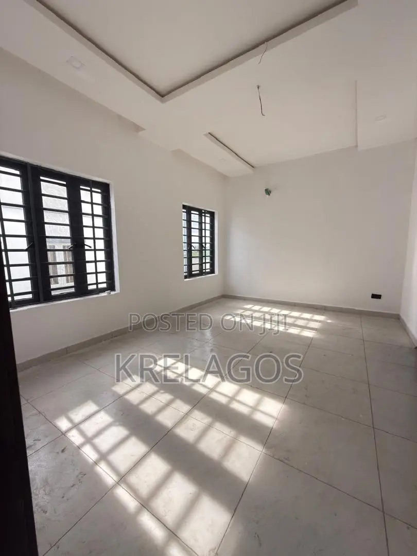 4bdrm Duplex in Orchid, Chevron for sale in Chevron