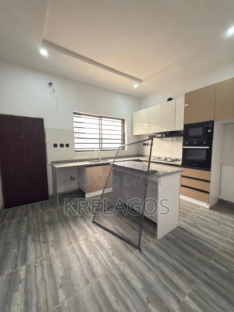 4bdrm Duplex in Orchid, Chevron for sale in Chevron