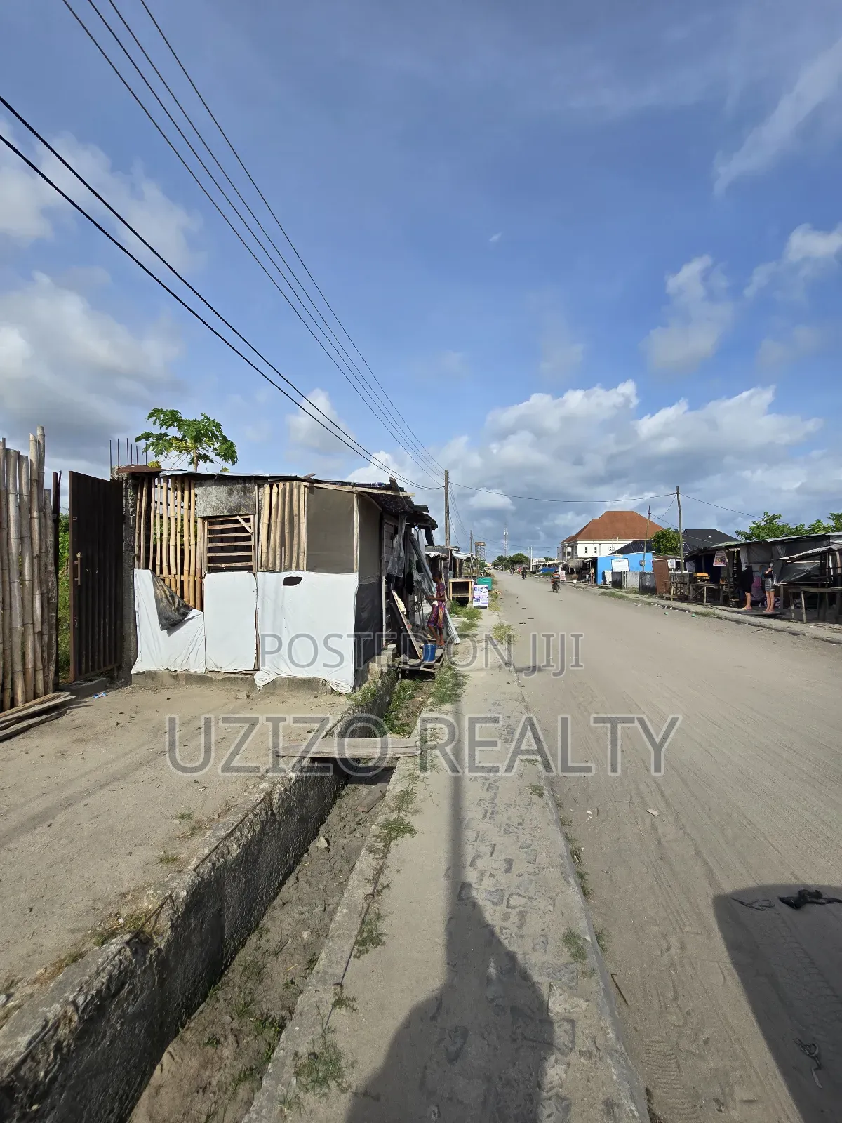 Corner Piece Dryland in Abijo Gra in Abijo