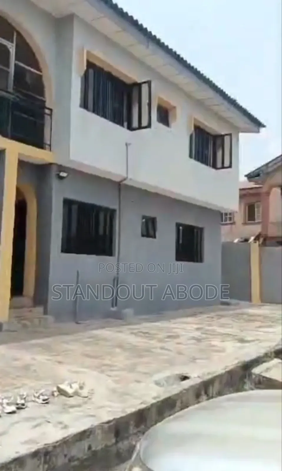 2bdrm Block of Flats in Ikot, Ikotun / Ikotun/Igando for sale in Ikotun / Ikotun/Igando