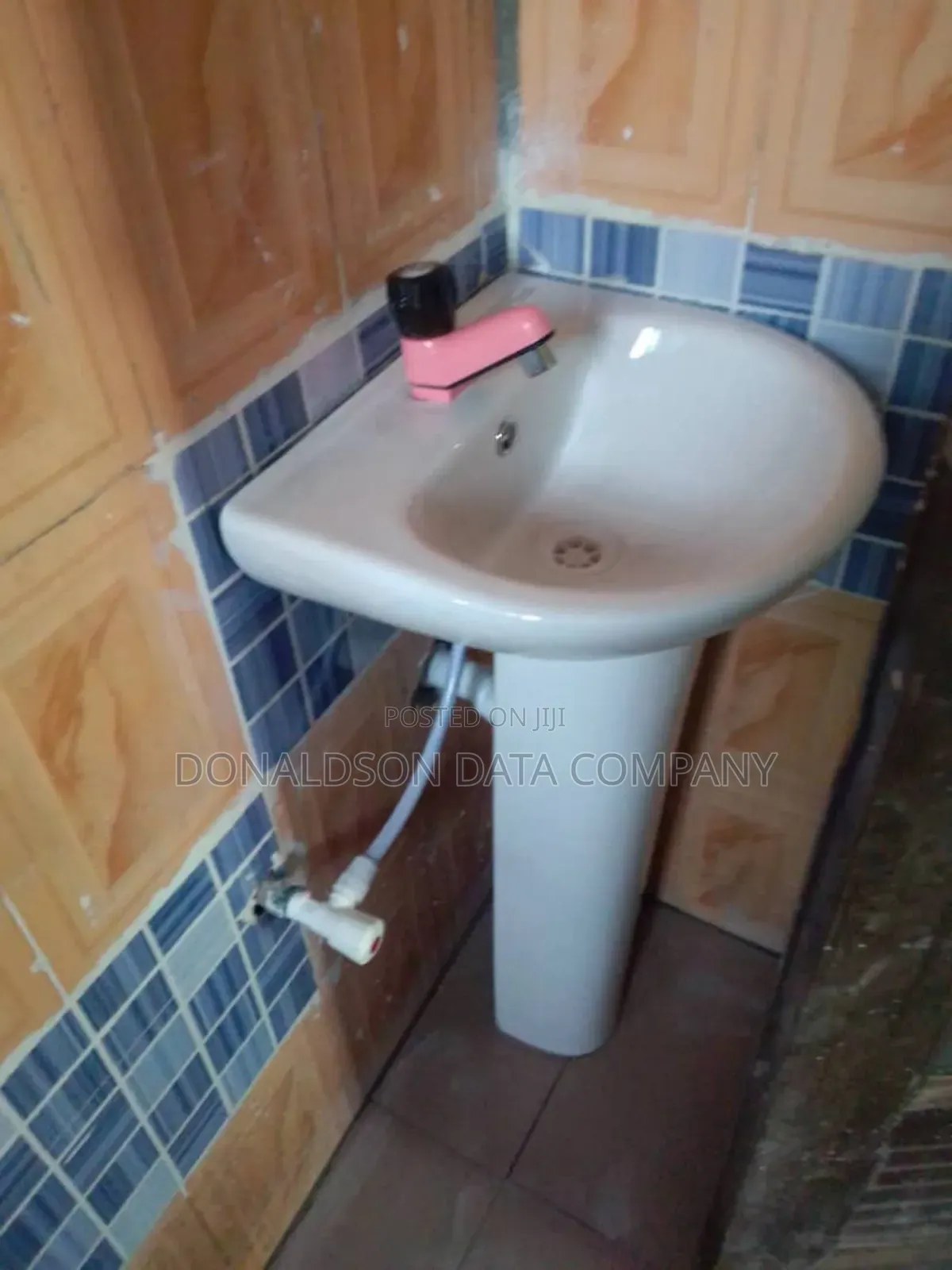2bdrm Block of Flats in Akinsayan Estate, Yakoyo/Alagbole for rent in Yakoyo/Alagbole