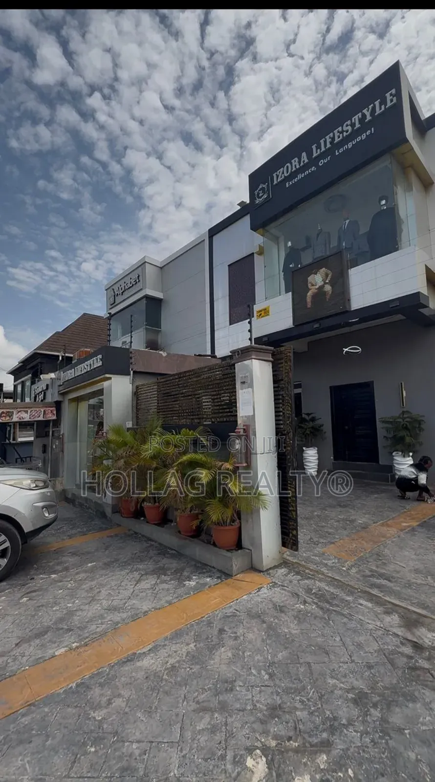 4bdrm Duplex in Ikota for sale in Ikota