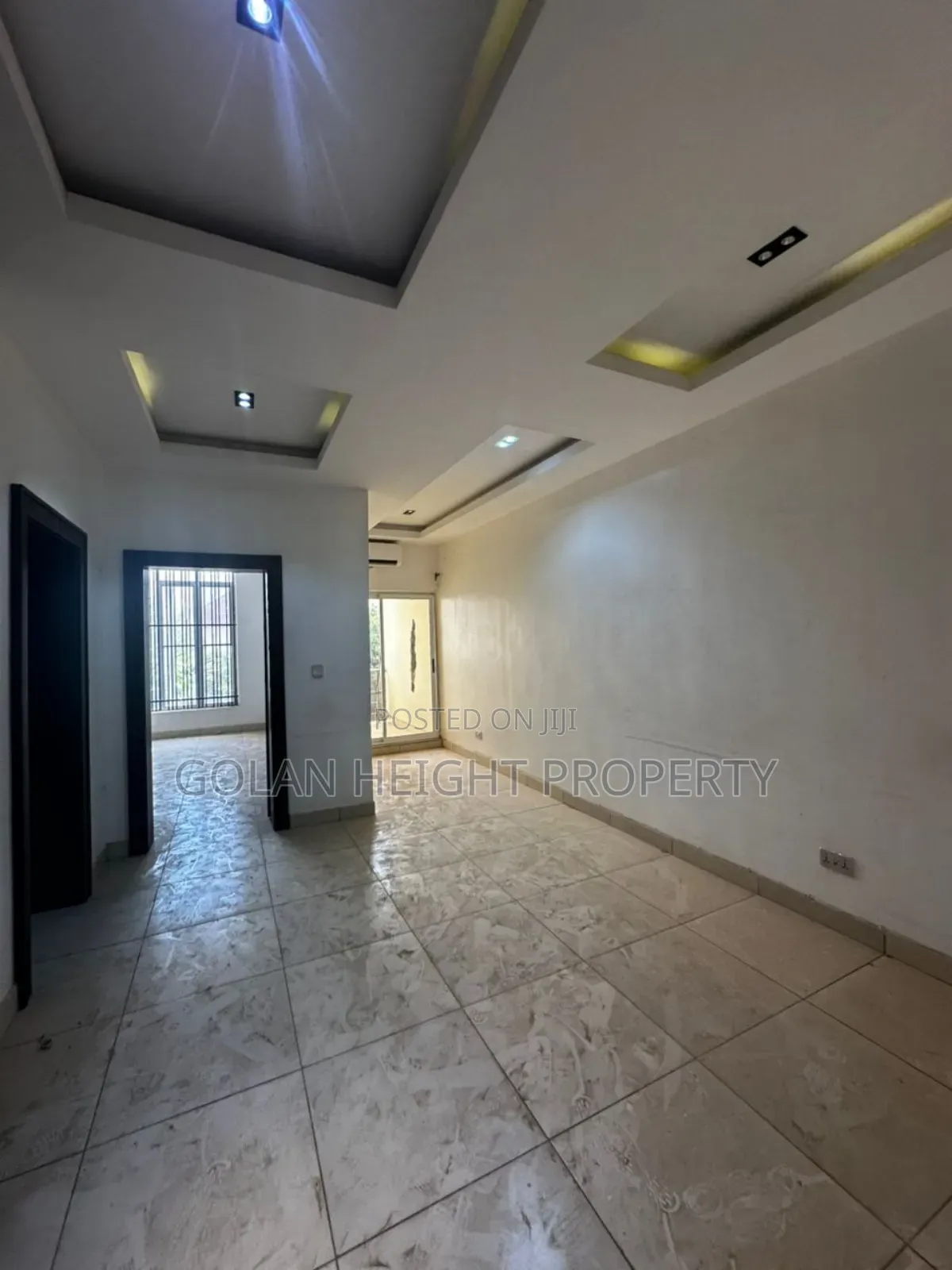4bdrm Townhouse / Terrace in Diplomatic Zone, Katampe Extension in Katampe Extension