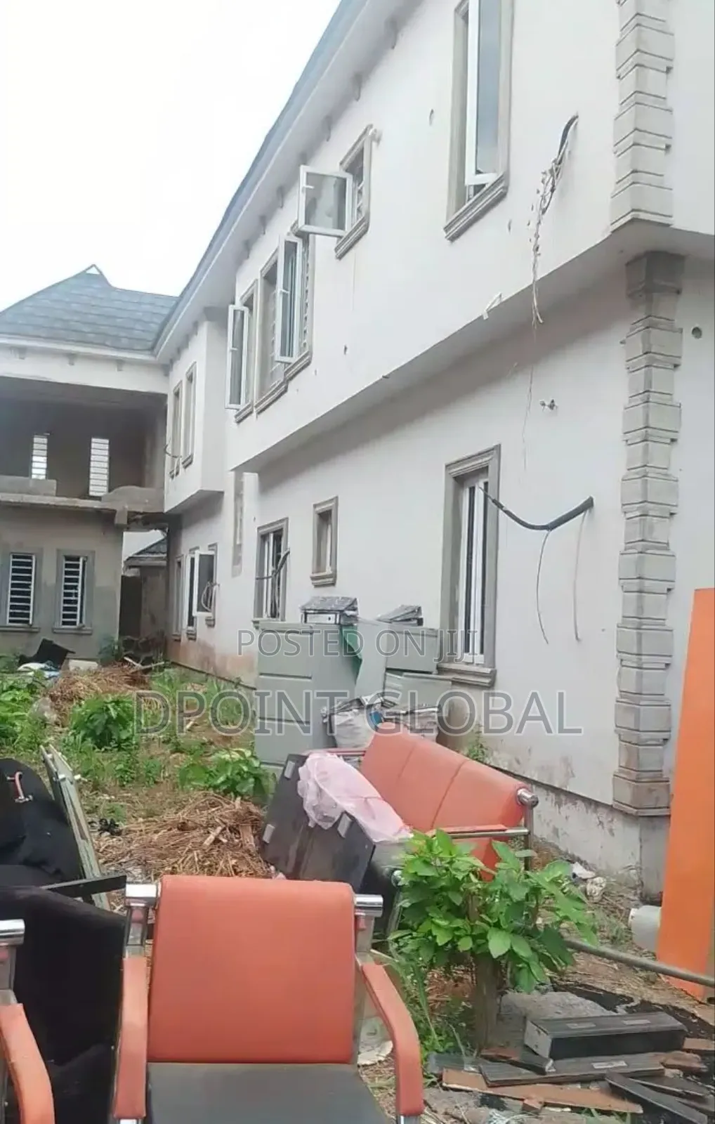 6bdrm Duplex in High Castle, Boys Town for sale in Boys Town